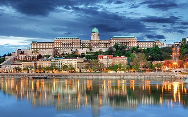 BUDAPEST_cover QA_Buda2017